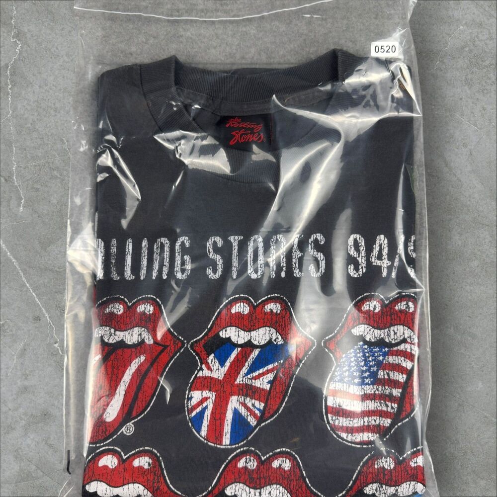 The Rolling Stones 94/95 VooDoo Lounge Tour Y2K Reprint Tongue and Lips - Small - Picture 7 of 7